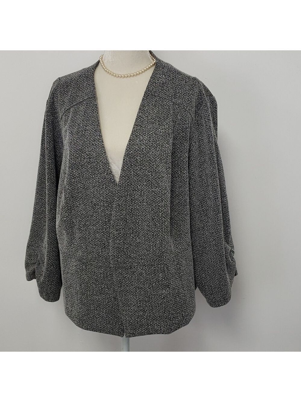 Maurices No Button Cardigan Jacket Black & White Peplum 3/4 Sleeve Plus 4 EUC